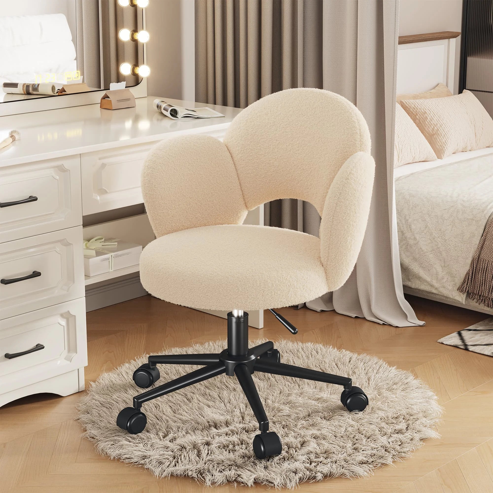 Teddy Vanity Chair